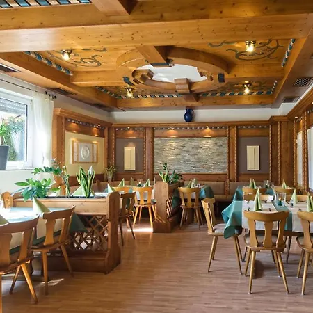 神话酒店 鲁斯特